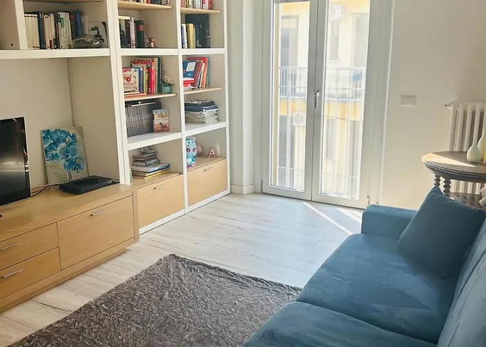Lejlighed Three 2 Beds, 3rd Bed Available Milano